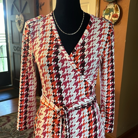 Banana Republic long sleeve wrap dress size S - Picture 2 of 7
